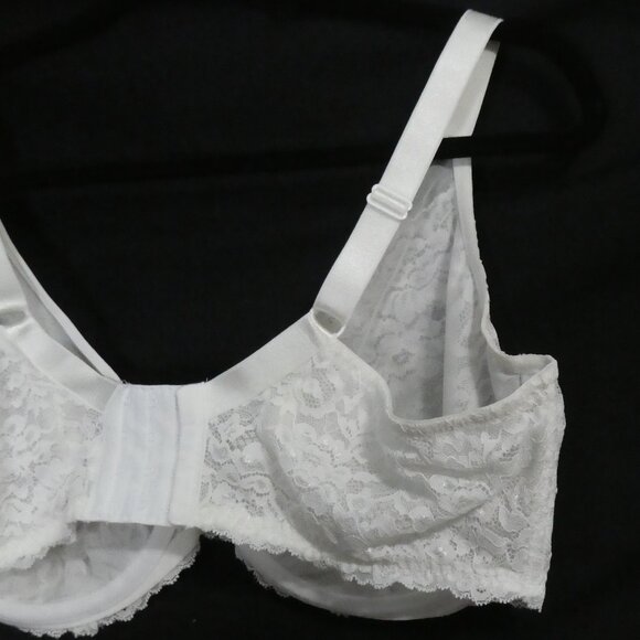 DEESSE LINGERIE | 40 DDD / E | Elegant White Lace Bra | *Padding Not Included - Picture 10 of 16